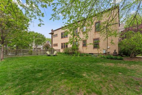 586 Ashland Avenue Saint Paul MN 55102