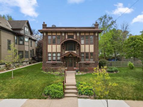 586 Ashland Avenue Saint Paul MN 55102