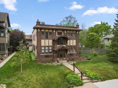 586 Ashland Avenue Saint Paul MN 55102