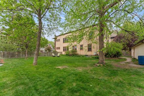 586 Ashland Avenue Saint Paul MN 55102
