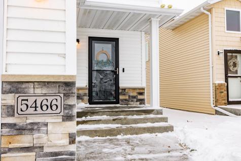 5466 Justice Drive S Fargo ND 58104