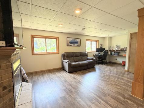 480 1st Street E Tracy MN 56175