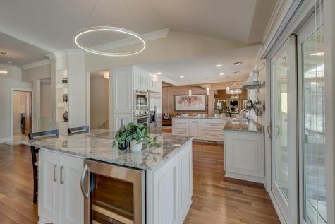 4 W Shore Road North Oaks MN 55127