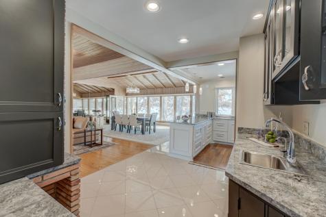 4 W Shore Road North Oaks MN 55127