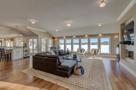 4 W Shore Road North Oaks MN 55127