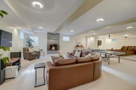 4 W Shore Road North Oaks MN 55127