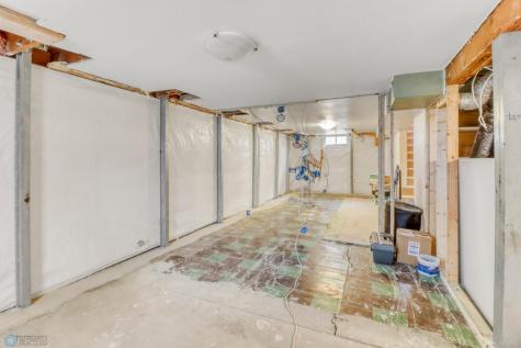 117 3rd Avenue W West Fargo ND 58078