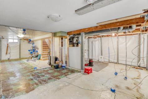 117 3rd Avenue W West Fargo ND 58078