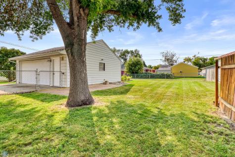 117 3rd Avenue W West Fargo ND 58078
