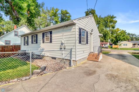 117 3rd Avenue W West Fargo ND 58078