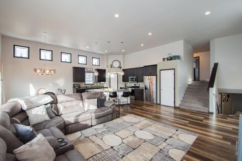 319 6th Street E Horace ND 58047
