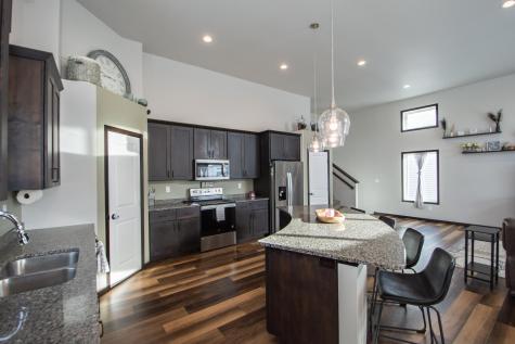 319 6th Street E Horace ND 58047
