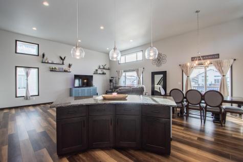 319 6th Street E Horace ND 58047