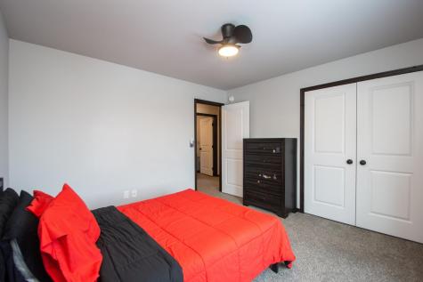 319 6th Street E Horace ND 58047