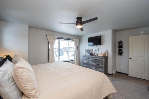 319 6th Street E Horace ND 58047