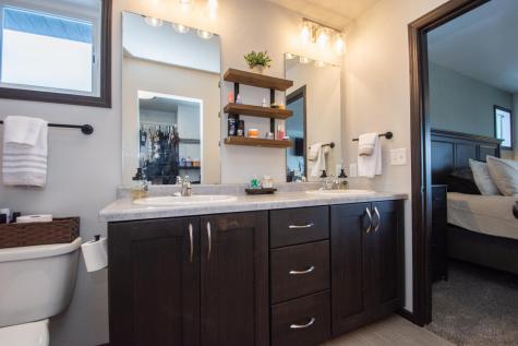319 6th Street E Horace ND 58047
