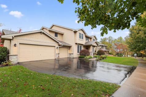 10741 Hawthorn Trail Woodbury MN 55129