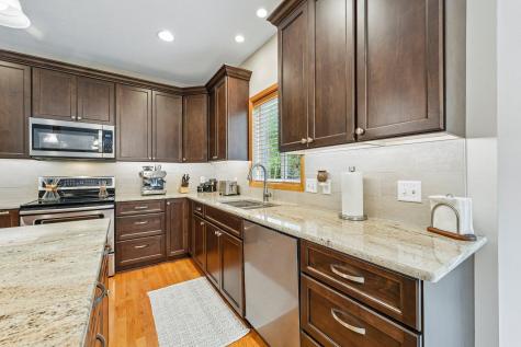 20685 Gemini Trail Lakeville MN 55044