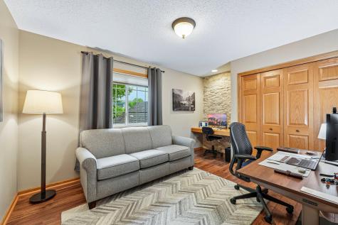 20685 Gemini Trail Lakeville MN 55044