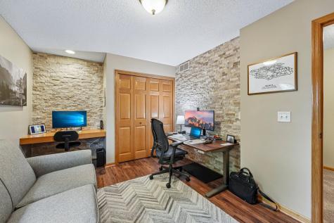 20685 Gemini Trail Lakeville MN 55044