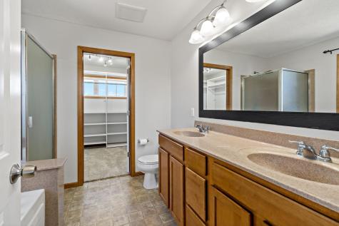 1788 Switchgrass Court Shakopee MN 55379