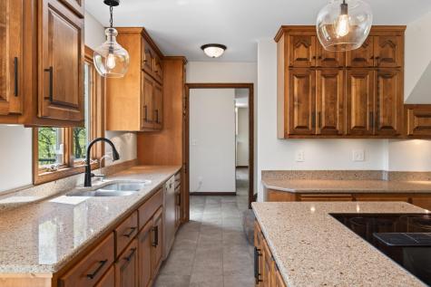 11801 Lockridge Avenue S Hastings MN 55033