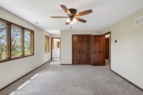 11801 Lockridge Avenue S Hastings MN 55033