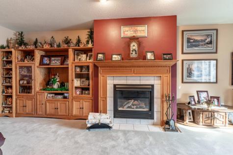 1952 Oakwood View Fergus Falls MN 56537