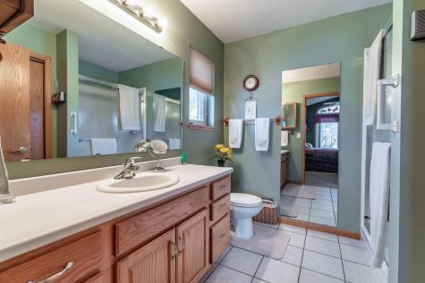 1952 Oakwood View Fergus Falls MN 56537