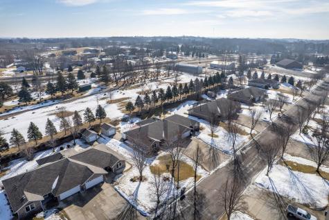 1952 Oakwood View Fergus Falls MN 56537