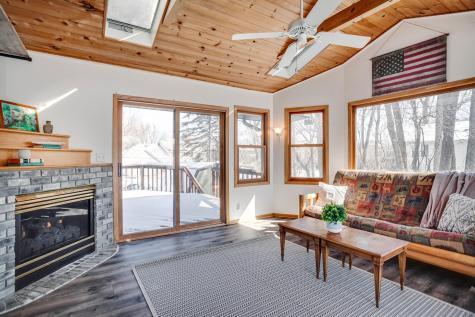 2722 Vale Crest Road Crystal MN 55422