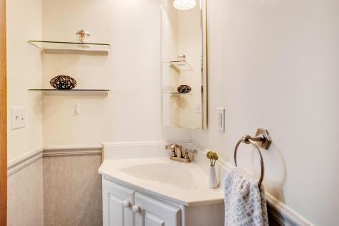 2722 Vale Crest Road Crystal MN 55422