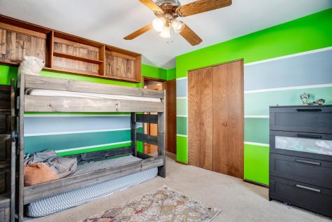 2722 Vale Crest Road Crystal MN 55422