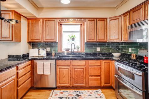2722 Vale Crest Road Crystal MN 55422