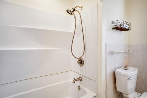 2722 Vale Crest Road Crystal MN 55422