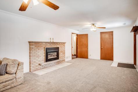 2722 Vale Crest Road Crystal MN 55422
