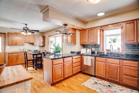 2722 Vale Crest Road Crystal MN 55422