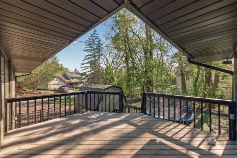 2722 Vale Crest Road Crystal MN 55422
