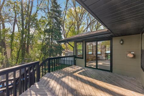 2722 Vale Crest Road Crystal MN 55422