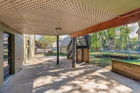 2722 Vale Crest Road Crystal MN 55422
