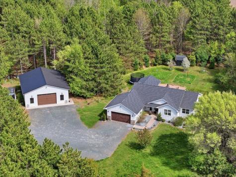 709 N Bay Road Somerset WI 54025