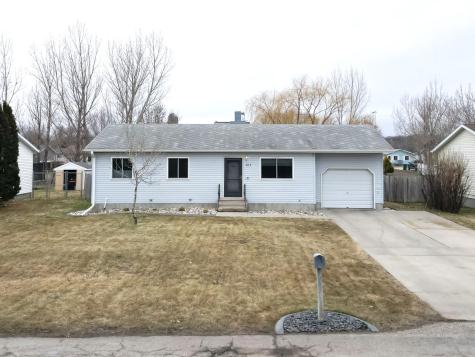205 4th Street E Horace ND 58047