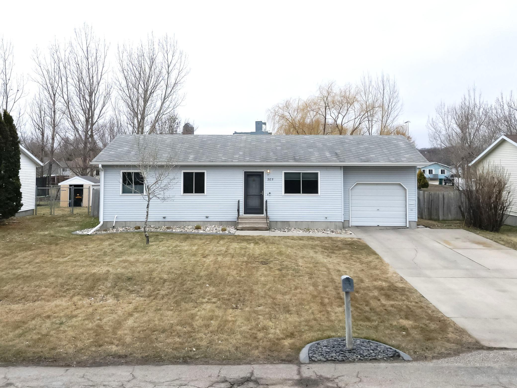 205 4th Street E Horace ND 58047