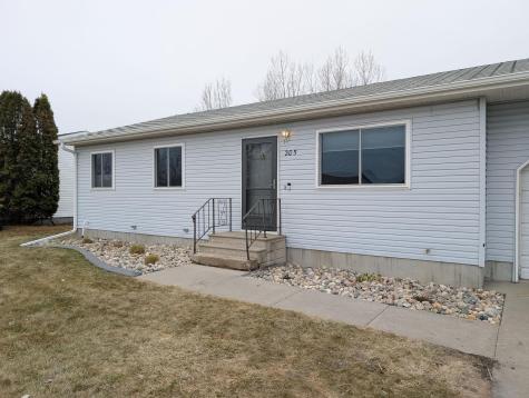 205 4th Street E Horace ND 58047