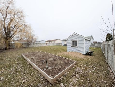 205 4th Street E Horace ND 58047