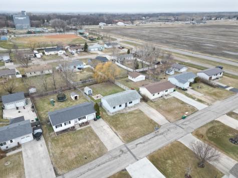 205 4th Street E Horace ND 58047