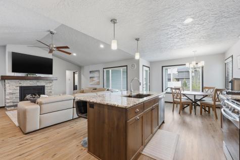 8853 Meadowlark Parkway Horace ND 58047