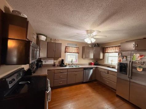 406 South Street E Caledonia MN 55921