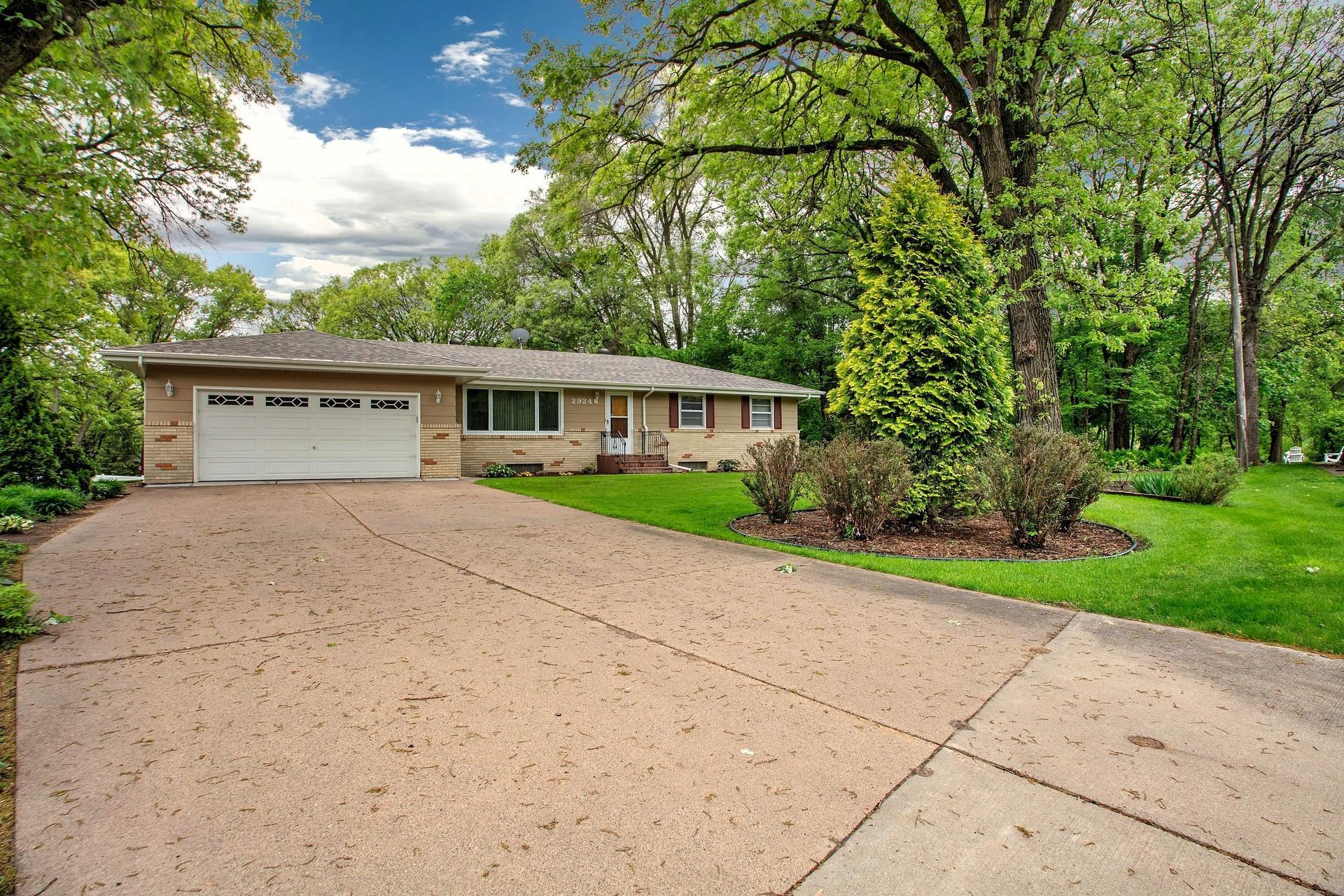 2924 Spring View Lane Mounds View MN 55112