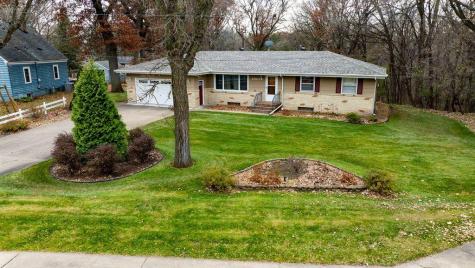 2924 Spring View Lane Mounds View MN 55112